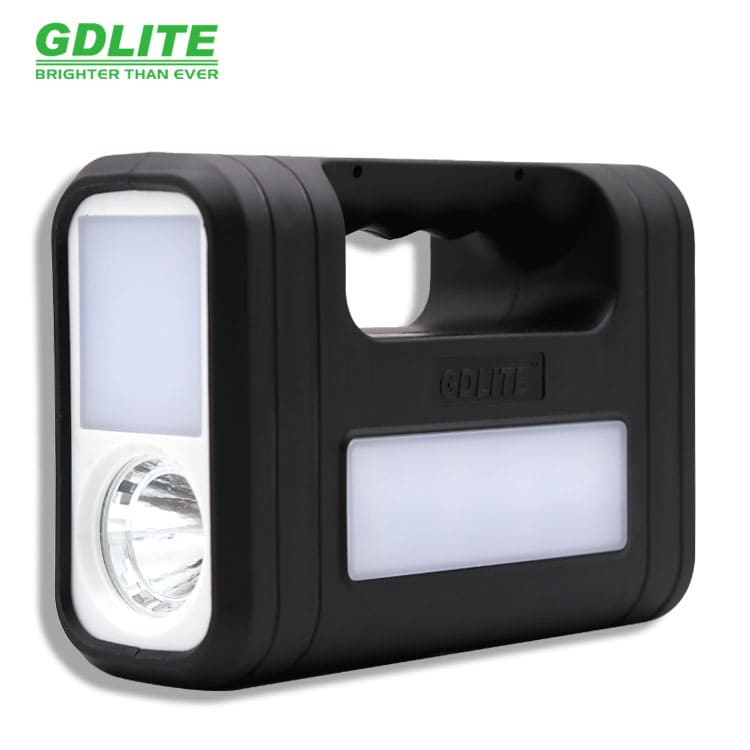 Kit Solar Portátil y Multifuncional. Ideal para apagones y zonas rurales